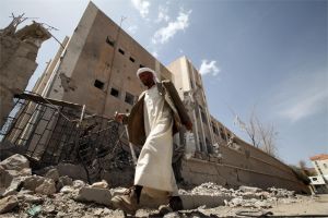 الحوثي: بيان التحالف حول تولي السعودية لقواته في عدن يؤكد الخلاف